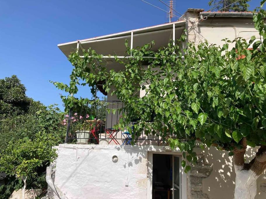Sergios Village House Chrissi Akti Chania Exterior foto