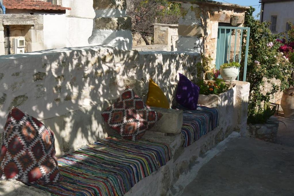 Sergios Village House Chrissi Akti Chania Exterior foto